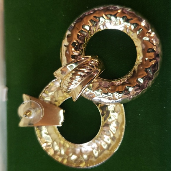 Hammered Gold Door Knocker Hoop Earrings ~Runway Couture - Picture 4 of 5